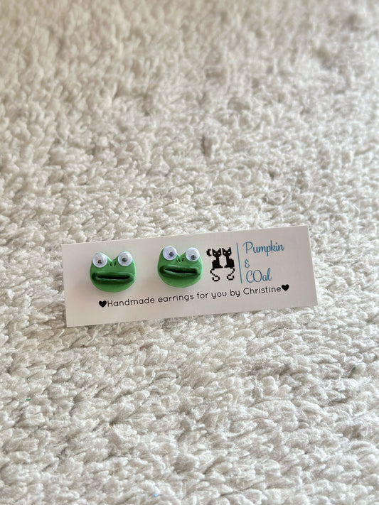 The Ugly Frog Googly Eyes stud