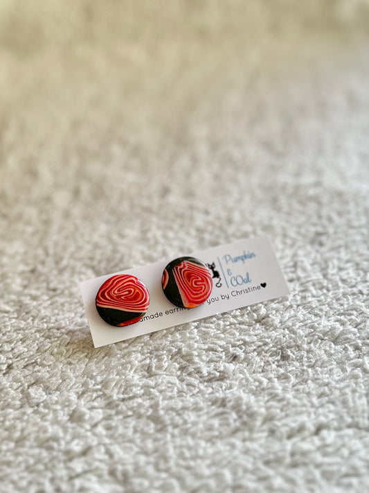 Optical Illusion Medium Circle stud