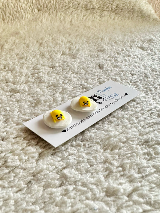 Gudetama Lazy Egg stud