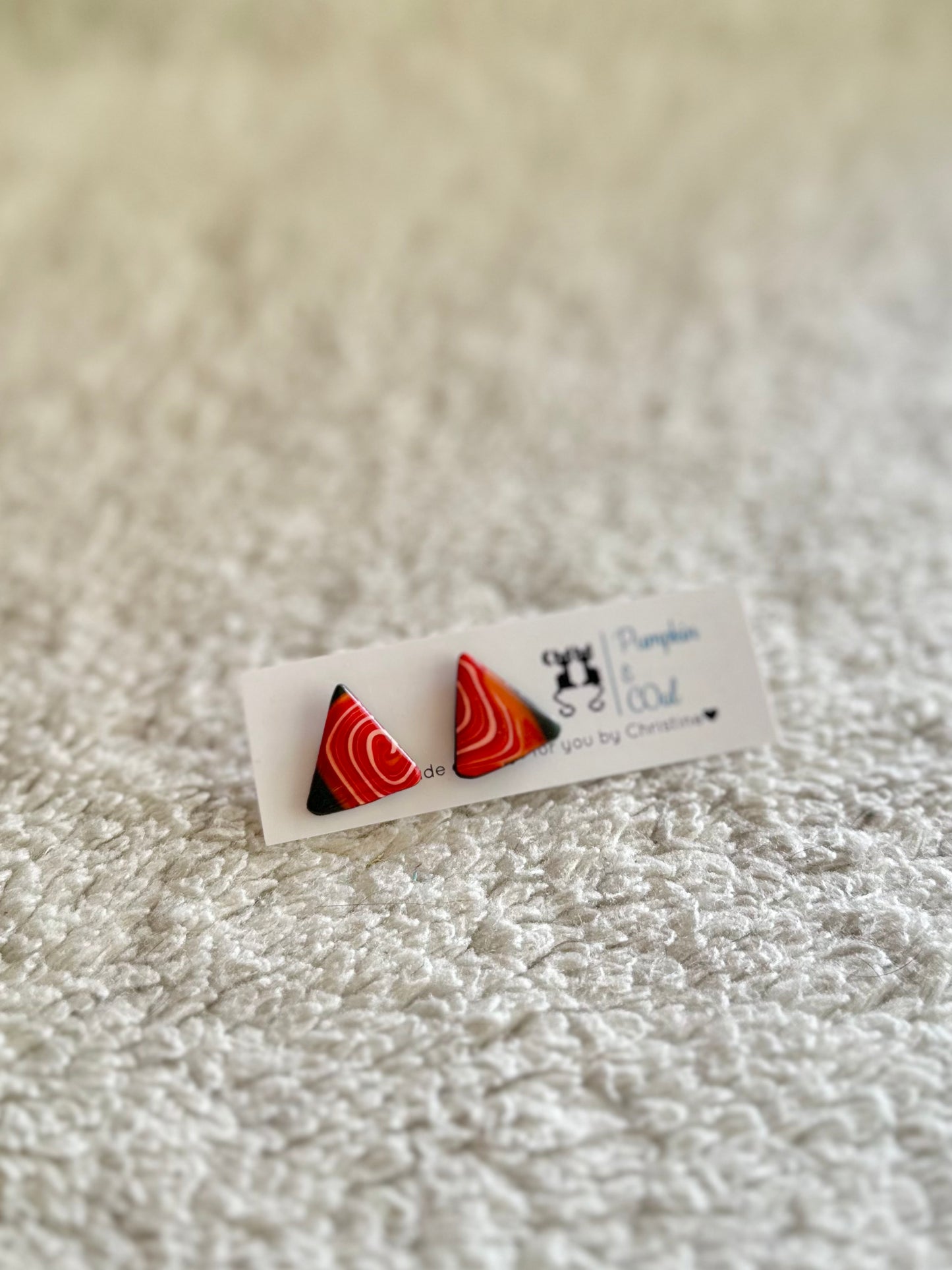 Optical Illusion Medium Triangle stud